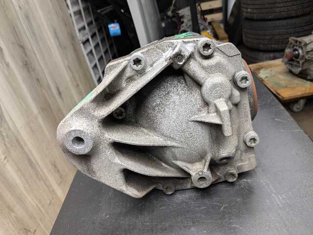 12-17 OEM BMW F30 F32 F33 F36 328 335 428 435 Rear Differential Carrier 3.15