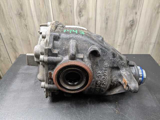 12-17 OEM BMW F30 F32 F33 F36 328 335 428 435 Rear Differential Carrier 3.15