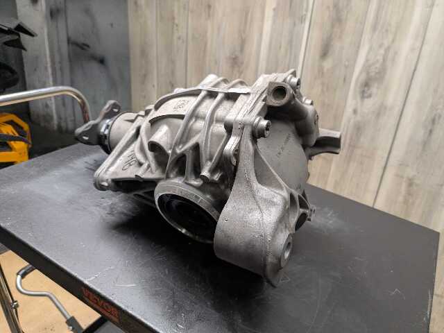 OEM BMW G20 G22 G23 G42 330 430 Rear Differential Axle Gearbox Carrier 2.81 43K