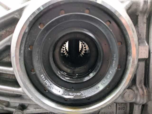 OEM BMW G20 G22 G23 G42 330 430 Rear Differential Axle Gearbox Carrier 2.81 43K