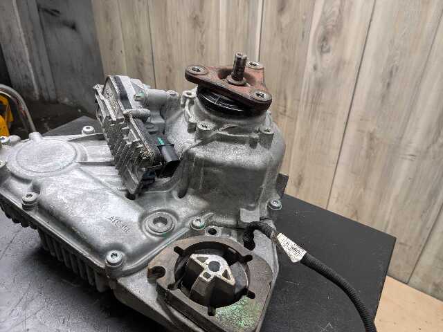 11-19 OEM BMW F15 F16 F25 F26 X3 X4 X5 X6 AWD Transfer Case Gearbox ATC45L
