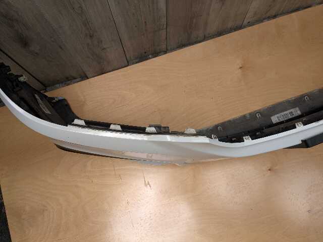 *18-20 OEM BMW G30 530 540 M550 M SPORT Front Bumper Cover Panel w Grilles White