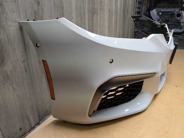 *18-20 OEM BMW G30 530 540 M550 M SPORT Front Bumper Cover Panel w Grilles White