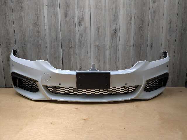*18-20 OEM BMW G30 530 540 M550 M SPORT Front Bumper Cover Panel w Grilles White