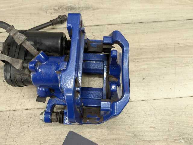 *OEM BMW G20 G22 G23 G26 G42 M240 M340 M440 REAR Left Driver Brake Caliper Blue