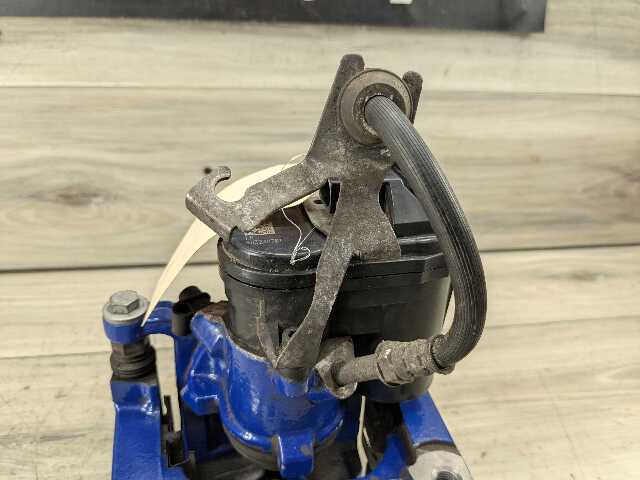 *OEM BMW G20 G22 G23 G26 G42 M240 M340 M440 REAR Left Driver Brake Caliper Blue