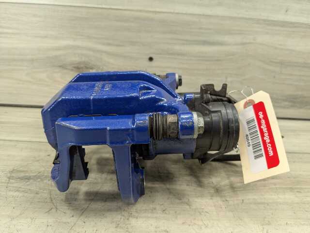 *OEM BMW G20 G22 G23 G26 G42 M240 M340 M440 REAR Left Driver Brake Caliper Blue