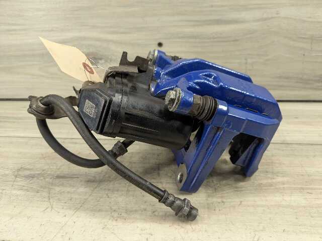 *OEM BMW G20 G22 G23 G26 G42 M240 M340 M440 REAR Left Driver Brake Caliper Blue