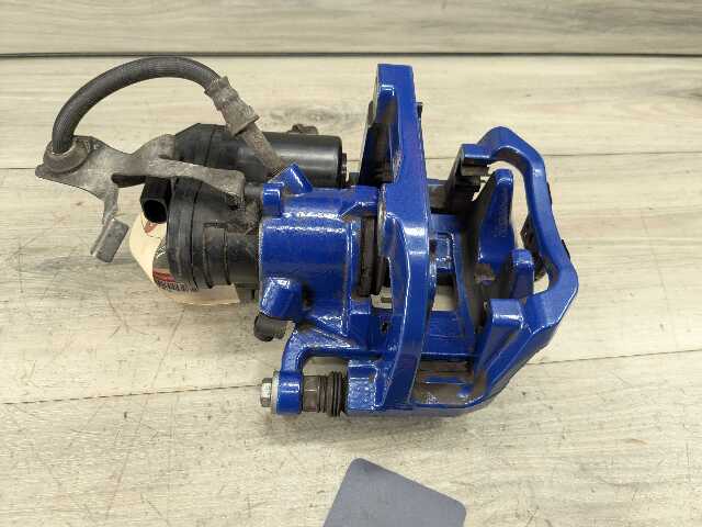 *OEM BMW G20 G22 G23 G26 G42 M240 M340 M440 REAR Left Driver Brake Caliper Blue