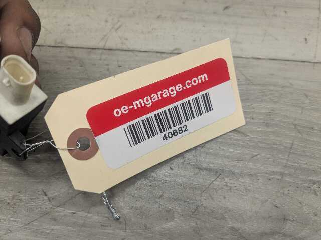 OEM BMW F02 F06 F10 F16 F30 F32 F36 F80 F82 M3 Control Unit Smart Opener Module