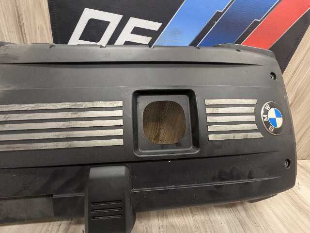 OEM BMW E82 E88 E90 E92 E93 128 328 Engine Cover N51 Head Ignition Coil Covering