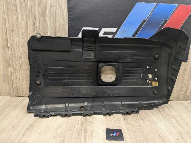 OEM BMW E82 E88 E90 E92 E93 128 328 Engine Cover N51 Head Ignition Coil Covering