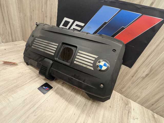 OEM BMW E82 E88 E90 E92 E93 128 328 Engine Cover N51 Head Ignition Coil Covering