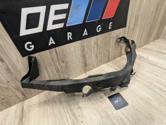 09-11 BMW E90 E91 LCI Front Left Driver Headlight Arm Bracket Mount Plastic