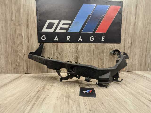 09-11 BMW E90 E91 LCI Front Left Driver Headlight Arm Bracket Mount Plastic