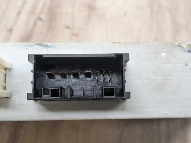 OEM BMW F01 F02 F10 F25 F26 X3 X4 Trunk Lid Tailgate Lift Control Unit Module