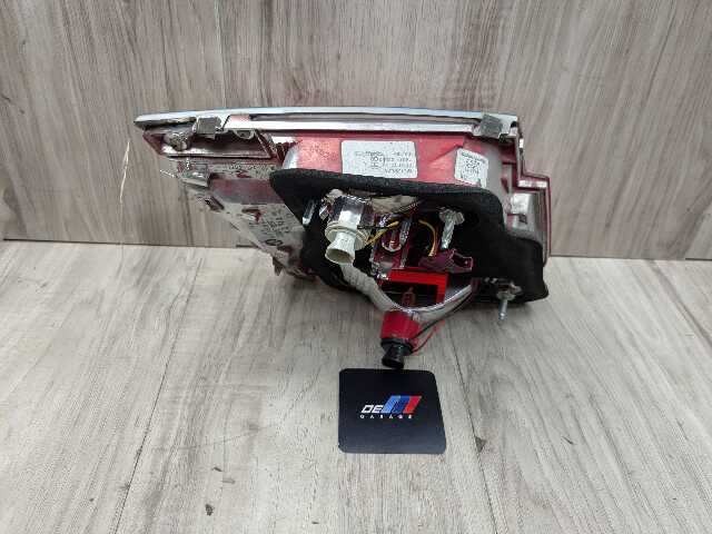 09-12 OEM BMW F01 F02 740 750 LED Rear Right Passenger Inner Trunk Tail Light