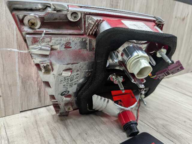 09-12 OEM BMW F01 F02 740 750 LED Rear Right Passenger Inner Trunk Tail Light