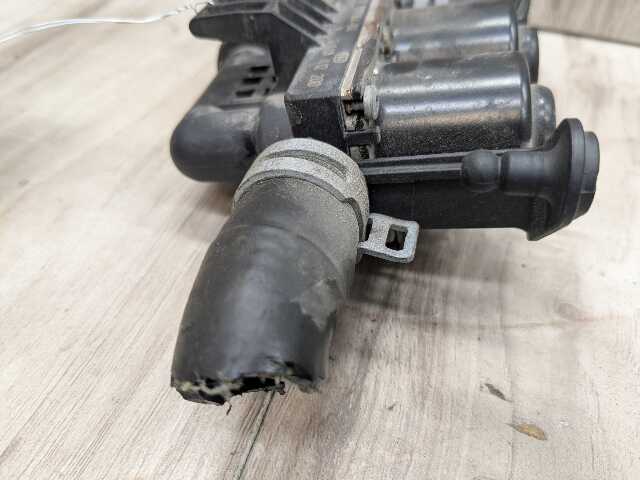 OEM BMW F02 F06 F10 F12 F13 535 650 750 Engine Water Heater Control Valve Pump