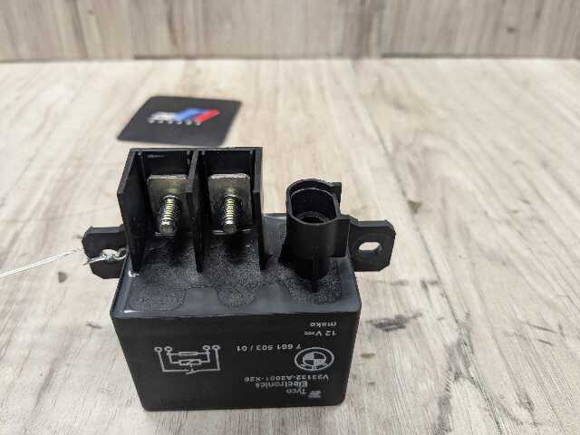 OEM BMW E60 E70 E82 E90 E92 F02 F06 F10 F30 M5 M6 Cooling Fan Relay Control 150A