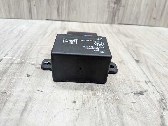 OEM BMW E60 E70 E82 E90 E92 F02 F06 F10 F30 M5 M6 Cooling Fan Relay Control 150A
