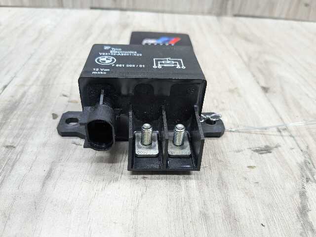 OEM BMW E60 E70 E82 E90 E92 F02 F06 F10 F30 M5 M6 Cooling Fan Relay Control 150A