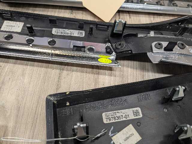 *OEM BMW F02 740 750 760 Alpina B7 Interior Dash Center Door Trim Piano Varnish