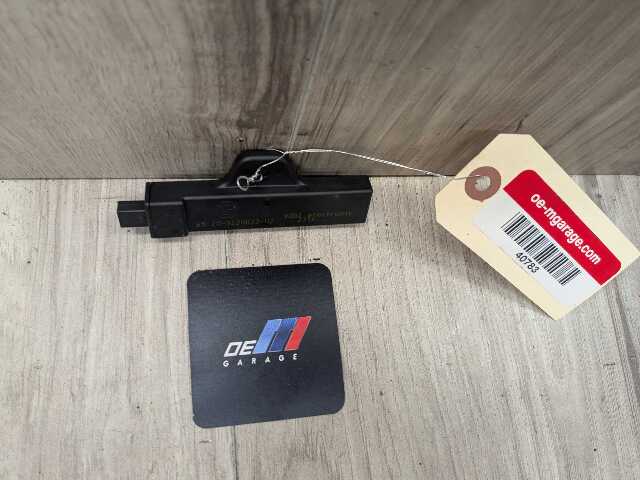 OEM BMW F02 F22 F10 F15 F30 F48 F80 Comfort Access Keyless Entry Antenna Module