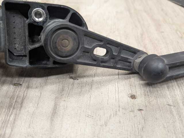OEM BMW F02 F06 F10 F12 F13 M5 M6 REAR Left Right Suspension Height Level Sensor