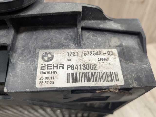 OEM BMW F02 F06 F10 F13 535 550 Front Right Passenger Auxiliary Coolant Radiator