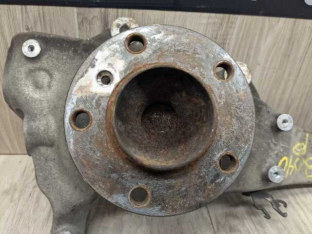 OEM BMW F02 F07 740 750 B7 RWD Front Right Passenger Spindle Hub Carrier Knuckle