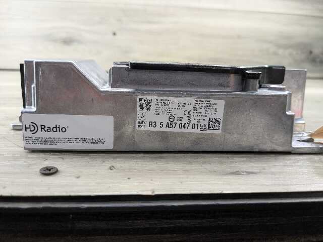 OEM BMW F90 G01 G05 G20 G30 G80 Radio Audio Sound Amplifier Control Module SDARS