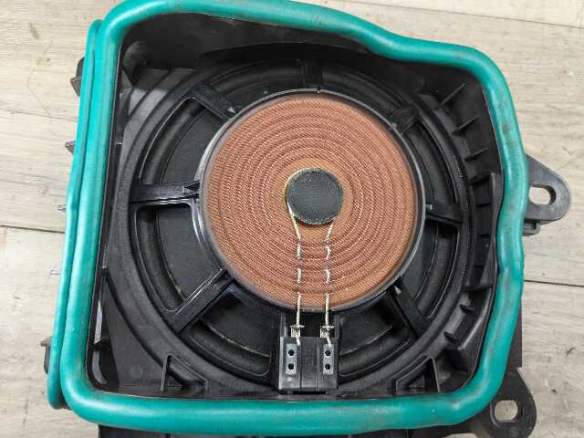 OEM BMW G20 G22 G26 G42 G80 G82 Right Passenger Sub Subwoofer Audio Speaker HIFI