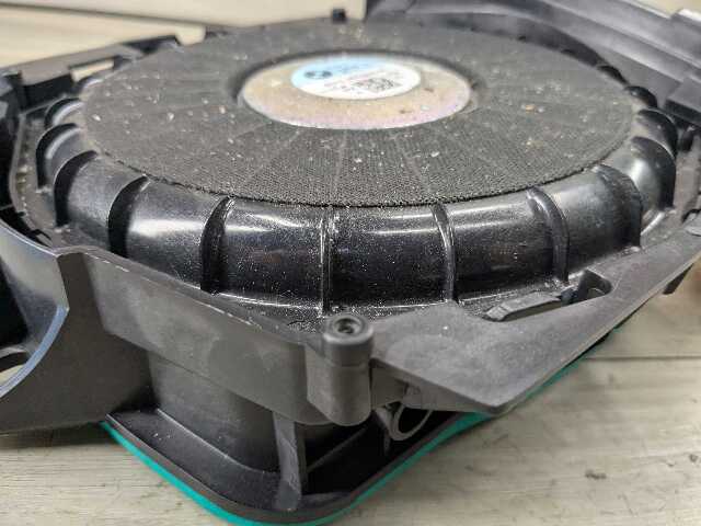 OEM BMW G20 G22 G23 G26 G42 G80 G82 Left Driver Sub Subwoofer Audio Speaker HIFI