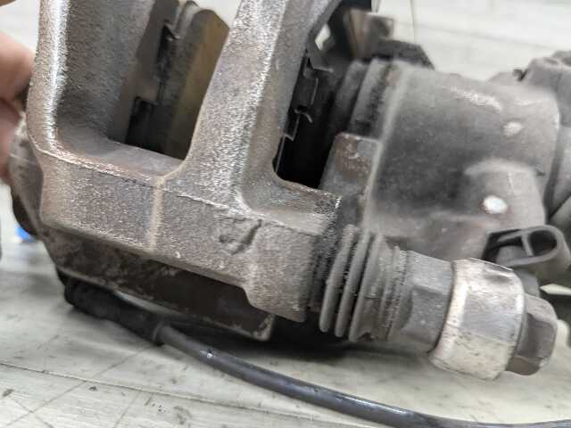 OEM BMW G20 G22 G23 G26 G42 330 M340 430 440 REAR Right Passenger Brake Caliper