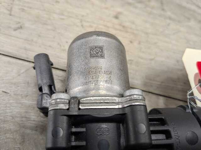 OEM BMW G01 G20 G22 G23 G26 G30 330 430 X3 Engine B46 Heater Water Switch Valve