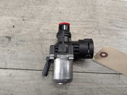 OEM BMW G01 G20 G22 G23 G26 G30 330 430 X3 Engine B46 Heater Water Switch Valve