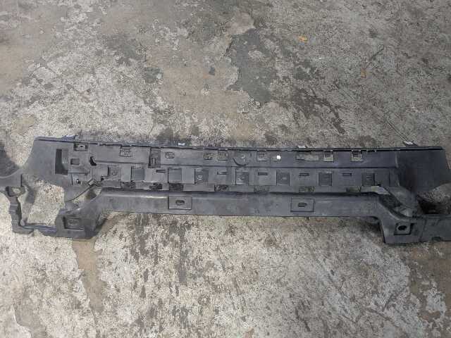 19-21 OEM BMW G20 M SPORT Rear Center Middle Bumper Support Brackets Mounts PAIR