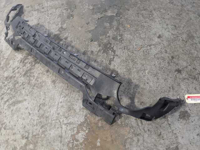 19-21 OEM BMW G20 M SPORT Rear Center Middle Bumper Support Brackets Mounts PAIR