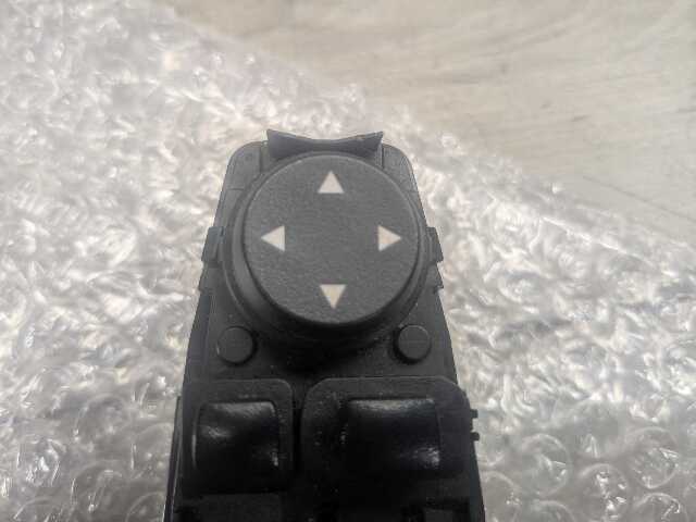 OEM BMW F15 F16 F85 X5 X6 Front Left Driver Master Window Glass Lifter Switch