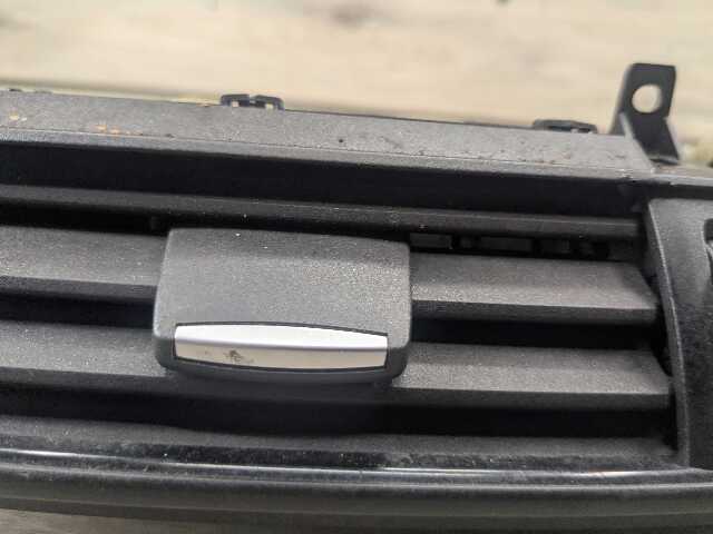 14-19 OEM BMW F15 F16 F85 F86 X5 X6 Dash Center Hazard Button AC Air Vent Grille
