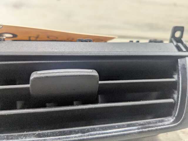14-19 OEM BMW F15 F16 F85 F86 X5 X6 Dash Center Hazard Button AC Air Vent Grille