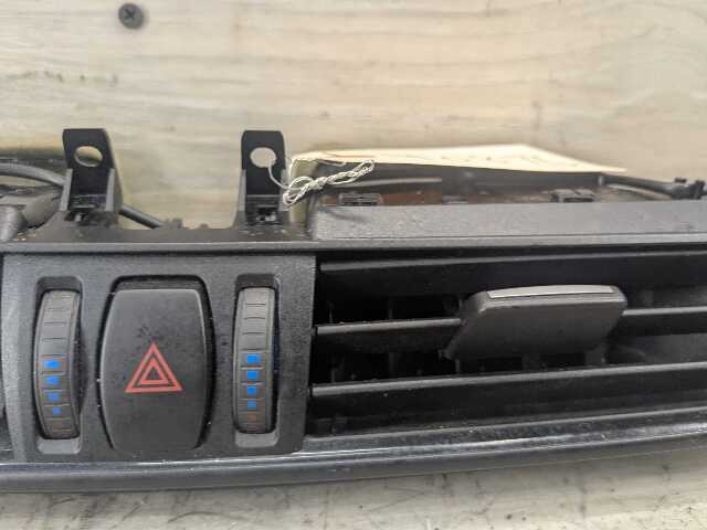 14-19 OEM BMW F15 F16 F85 F86 X5 X6 Dash Center Hazard Button AC Air Vent Grille