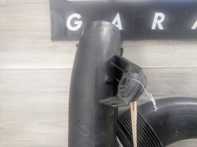 OEM BMW F06 F12 F13 F15 F16 X5 X6 Front Right Intercooler Upper Charge Pipe N55
