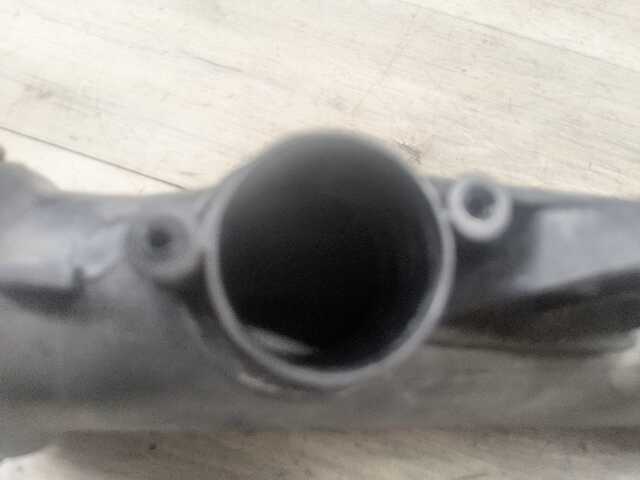 OEM BMW F06 F12 F13 F15 F16 X5 X6 Front Right Intercooler Upper Charge Pipe N55