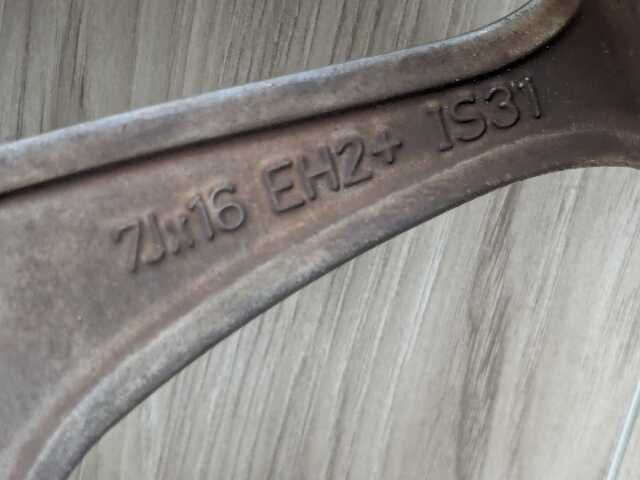 06-13 OEM BMW E90 E92 E93 328 335 Wheel Rim 16x7" ET:31 V Spoke Style 360