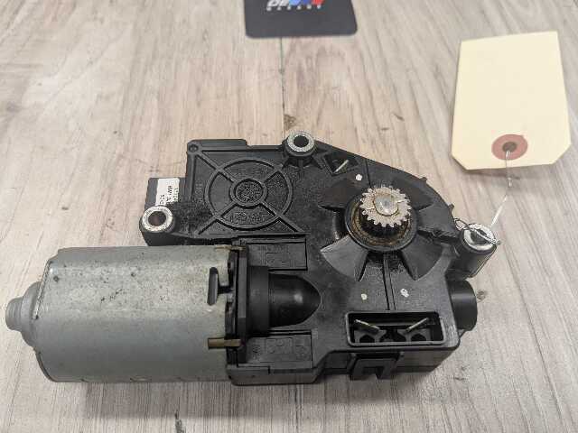 OEM BMW F02 F06 F10 F13 F16 F22 F30 F32 F36 F80 F82 Sunroof Glass Motor Drive