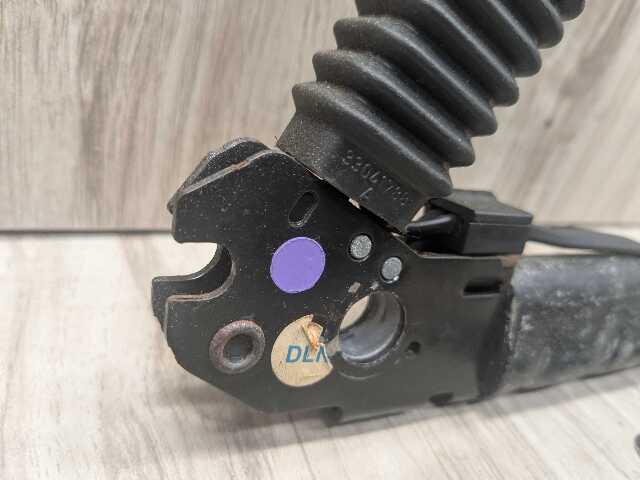 OEM BMW E82 E84 E88 E89 E90 E92 Front Left Driver Seat Belt Buckle Tensioner
