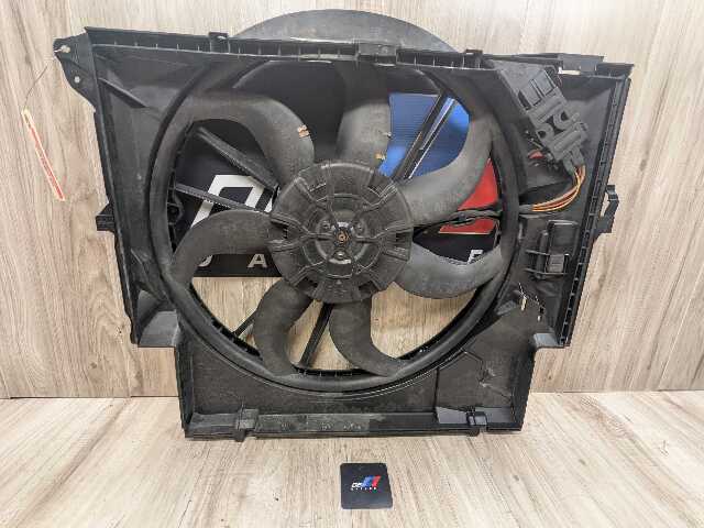 OEM BMW E82 E88 E90 E92 E93 N54 N55 Engine Radiator Cooling Auxiliary Fan 600W