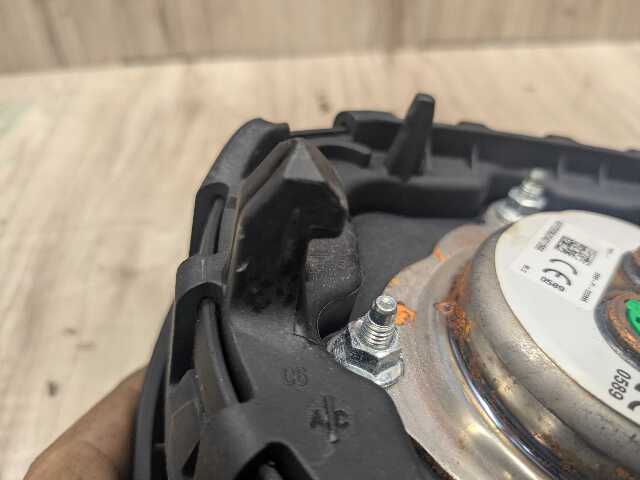 OEM BMW E82 E84 E88 E90 E92 E93 Front Driver SPORT Steering Wheel Airbag Air Bag